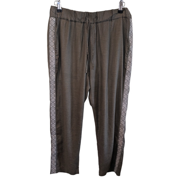 Sherpa Adventure Gear Kiran Chopped Embroidered Hemp Pants Medium - Picture 2 of 6